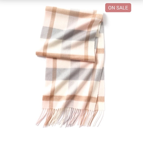 Luxury Cashmere Scarf with Tassels – Stylish Wrap and Shawl - Picture 14 of 14